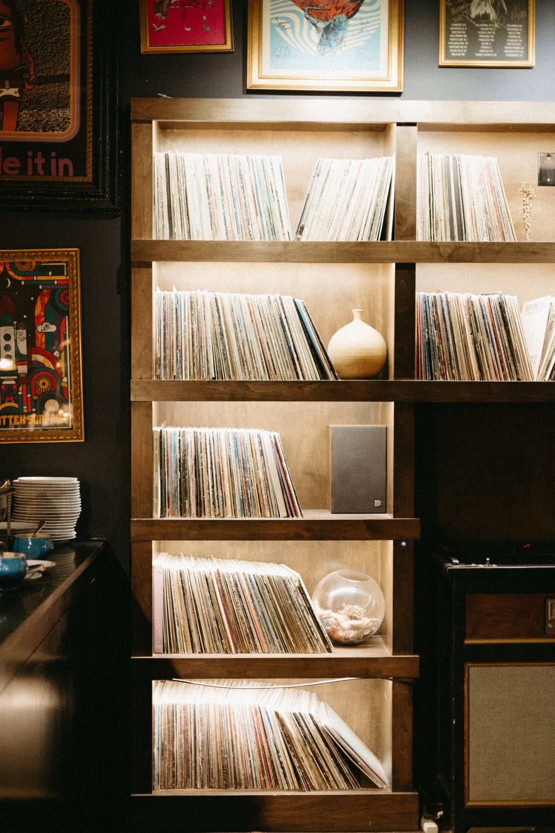 The Art of Vinyl Record Collecting: Tips for Beginners and Enthusiasts