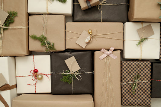 Eco-Wrap: Sustainable and Stylish Gift Packaging